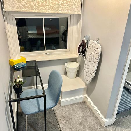 Modern En-Suite Rooms By Finsbury Park Station 8 Mins To King'S Cross By Tube Londyn Zewnętrze zdjęcie